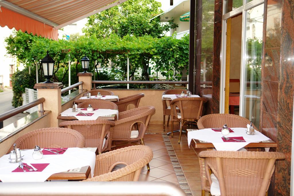 Fineso Hotel 3*