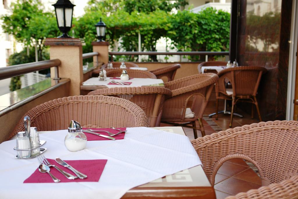 Fineso 3* Budva