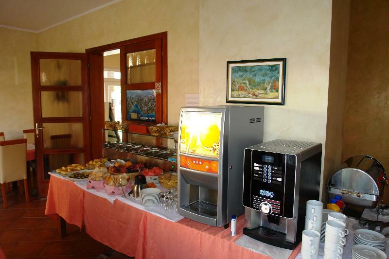 Fineso Hotel 3*