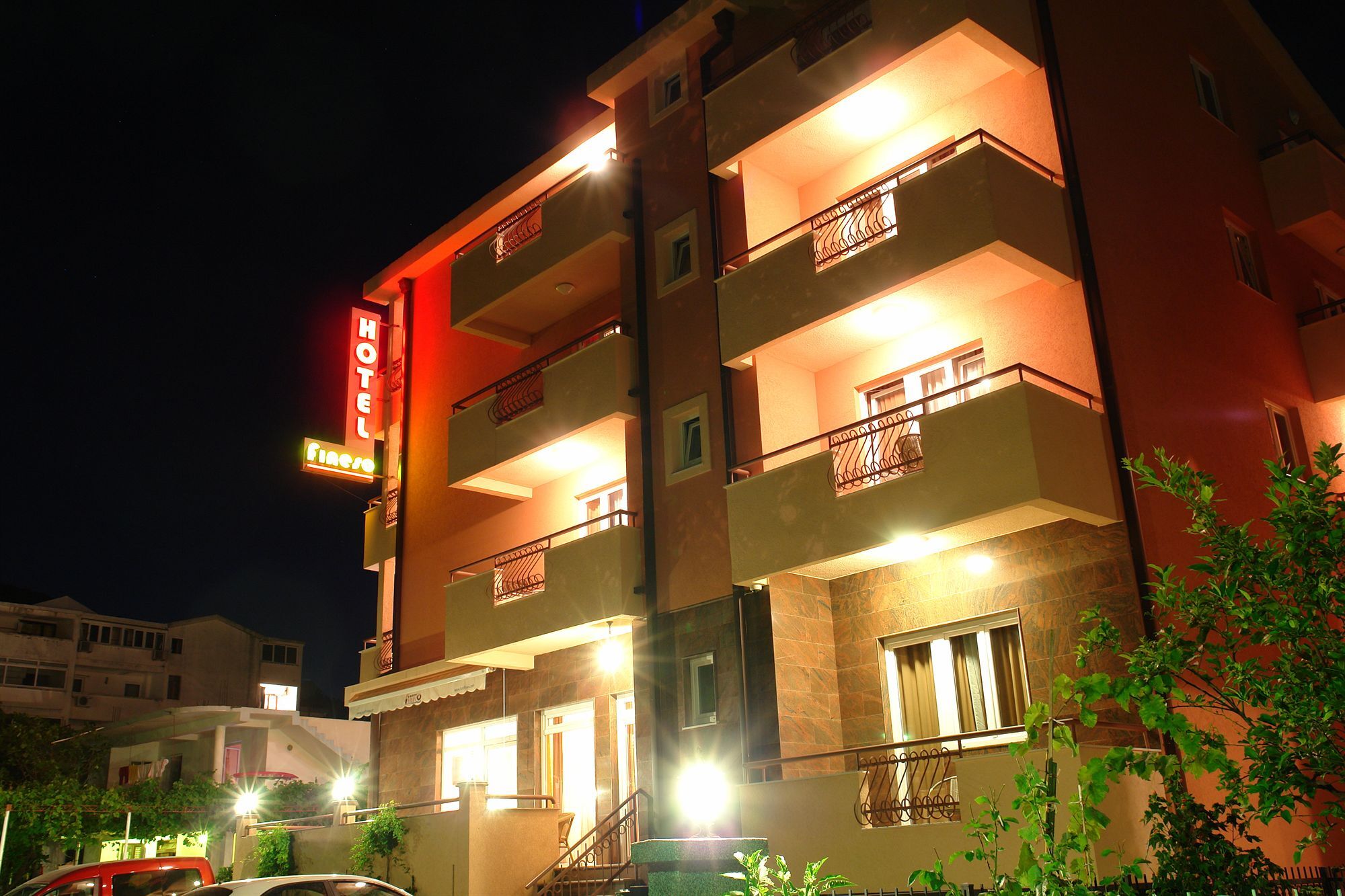 Fineso Hotel 3*