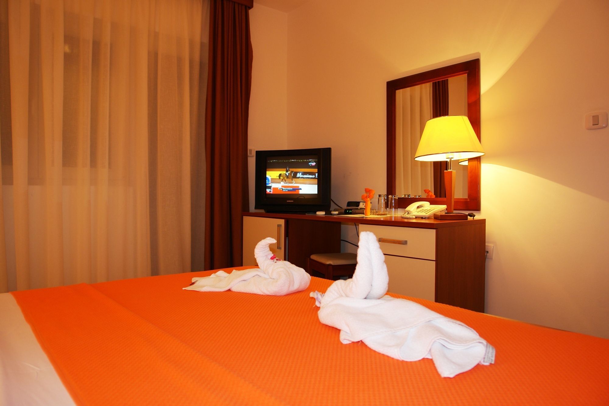 Fineso Hotel